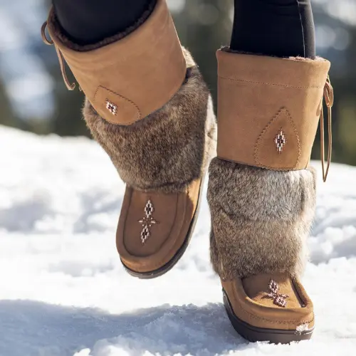 Manitobah Mukluks barefoot winter shoes